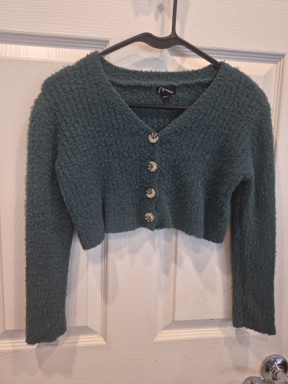 5/25 art class Dark Green Fuzzy Cropped V-Neck Button Sweater